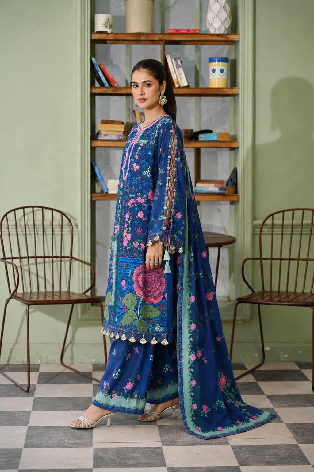Royal Rose — Printed Lawn 3-Piece Suit